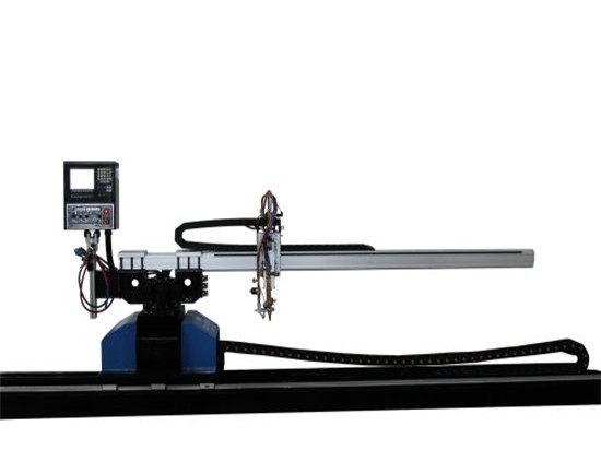 Màquina talladora de plasma CNC de qualitat europea i màquina de tall de flama / plasma CNC per a metall