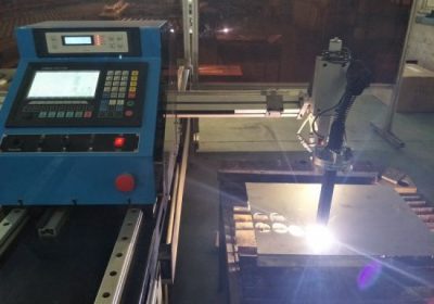 Tall de metall 1500 * 3000 mm de màquina de plasma CNC