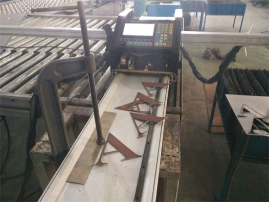 Fabricant de la Xina, tallador de plasma CNC i màquina de tall de flama per al tall d'alumini d'acer inoxidable / ferro / metall